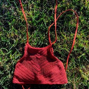 Crochet top. Size small. Color: Burgundy